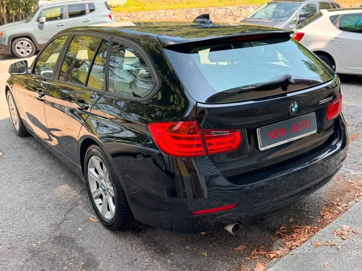 Usata BMW 320 184 CV (135 kW) 2014 Nero Station wagon