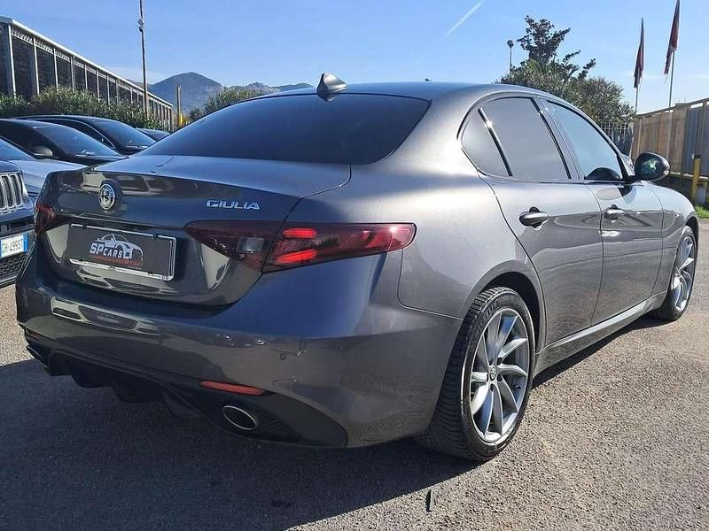 Usata Alfa Romeo Giulia Veloce 211 CV (155 kW) 2020 Grigio Berlina