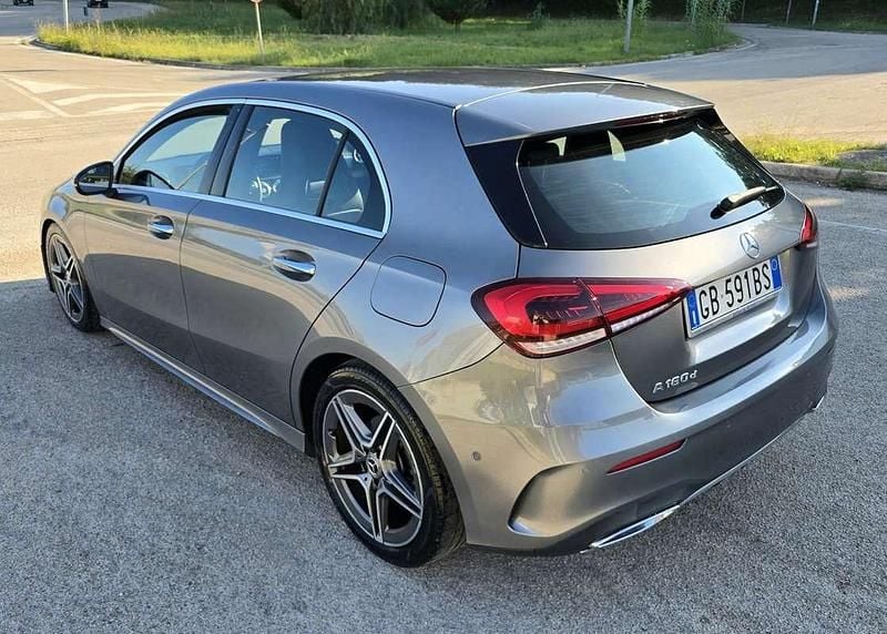 Usata Mercedes A180 Premium 116 CV (85 kW) 2020 Berlina