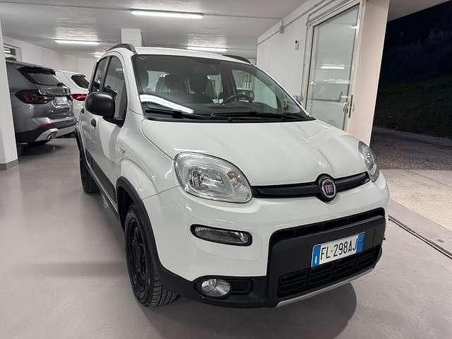 Usata Fiat Panda 4x4 S 86 CV (63 kW) 2017 Bianco Utilitaria