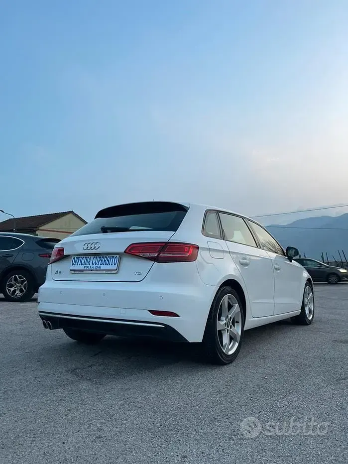 Begagnad Audi A3 Sportback Sport 150 HK (110 kW) 2016 Vit Halvkombi