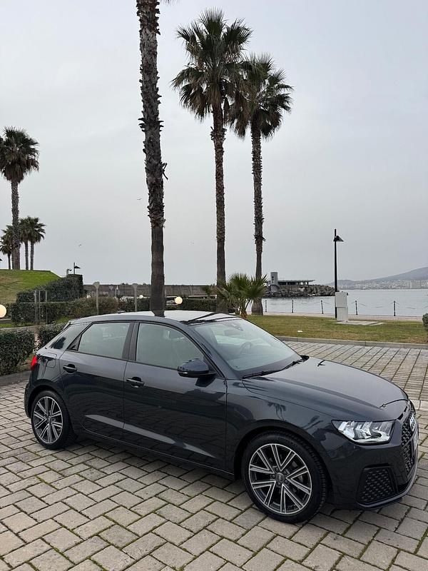 Usata Audi A1 S-Line 116 CV (85 kW) 2024 Grigio SUV