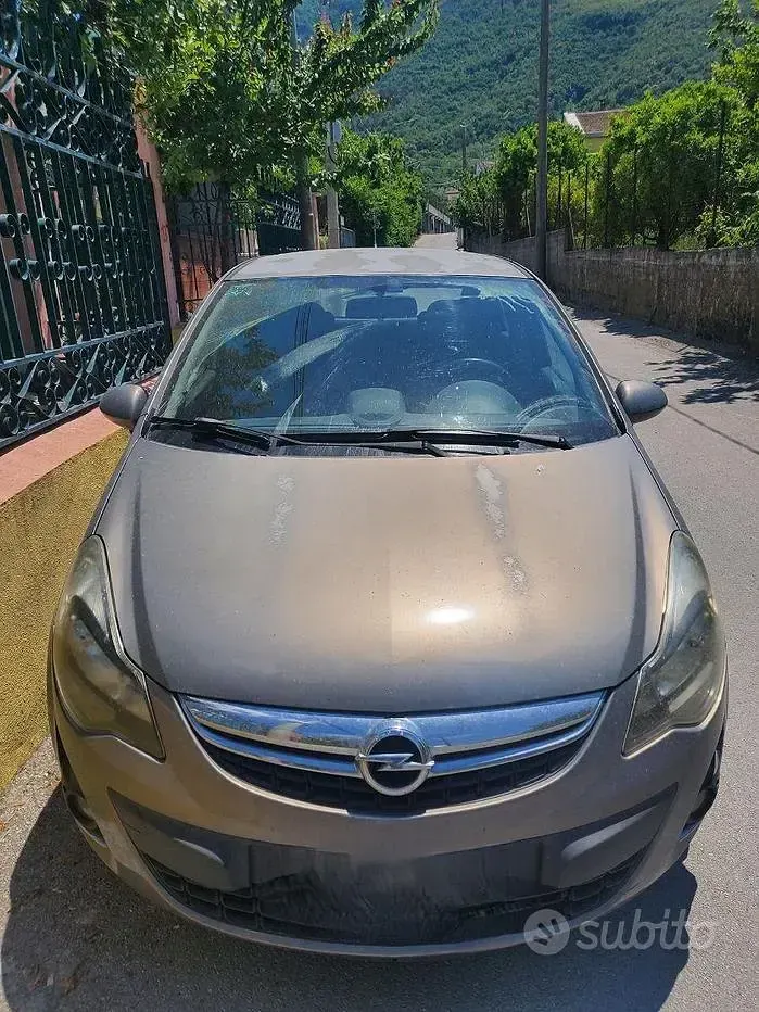 Usata Opel Corsa 85 CV (62 kW) 2014 Grigio Utilitaria