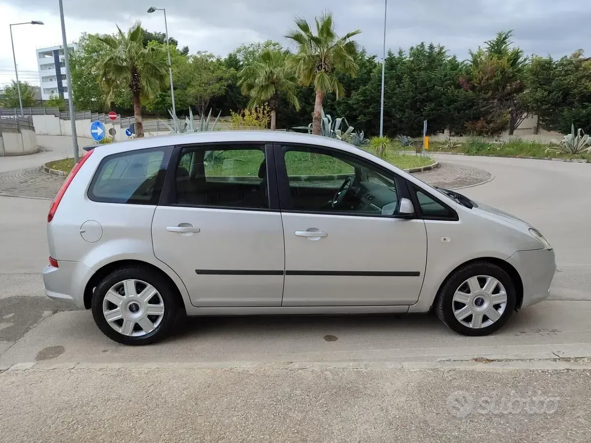 Usata Ford C-MAX 109 CV (80 kW) 2008 Grigio Monovolume