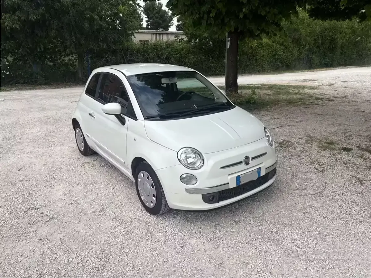 Gebraucht Fiat 500 75 PS (55 kW) 2010 Weiß Kleinwagen