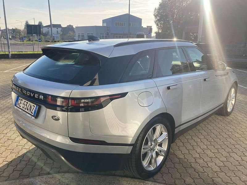 Usata Land Rover Range Rover Velar SE 204 CV (150 kW) 2021 Argento metallizzato SUV