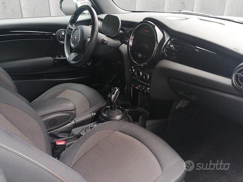 Usata Mini Cooper Cabriolet Classic 136 CV (100 kW) 2023 Bianco Cabrio