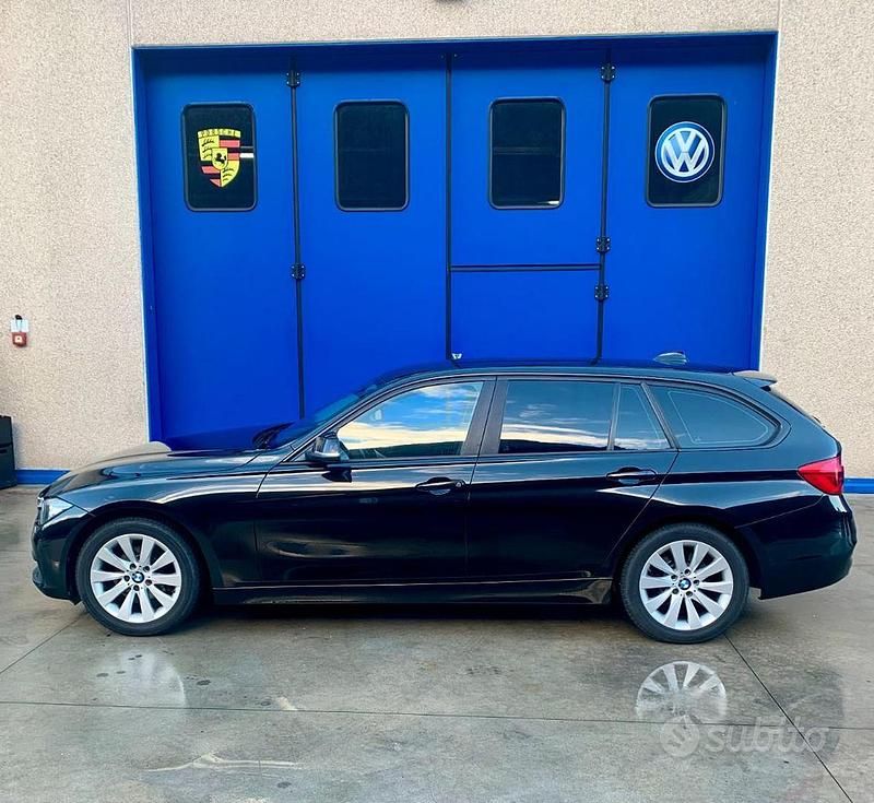 Usata BMW 318 Advantage 150 CV (110 kW) 2016 Nero metallizzato Station wagon