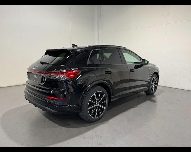 Usata Audi Q4 e-tron S-Line 210 kW (286 CV) 2024 Nero SUV