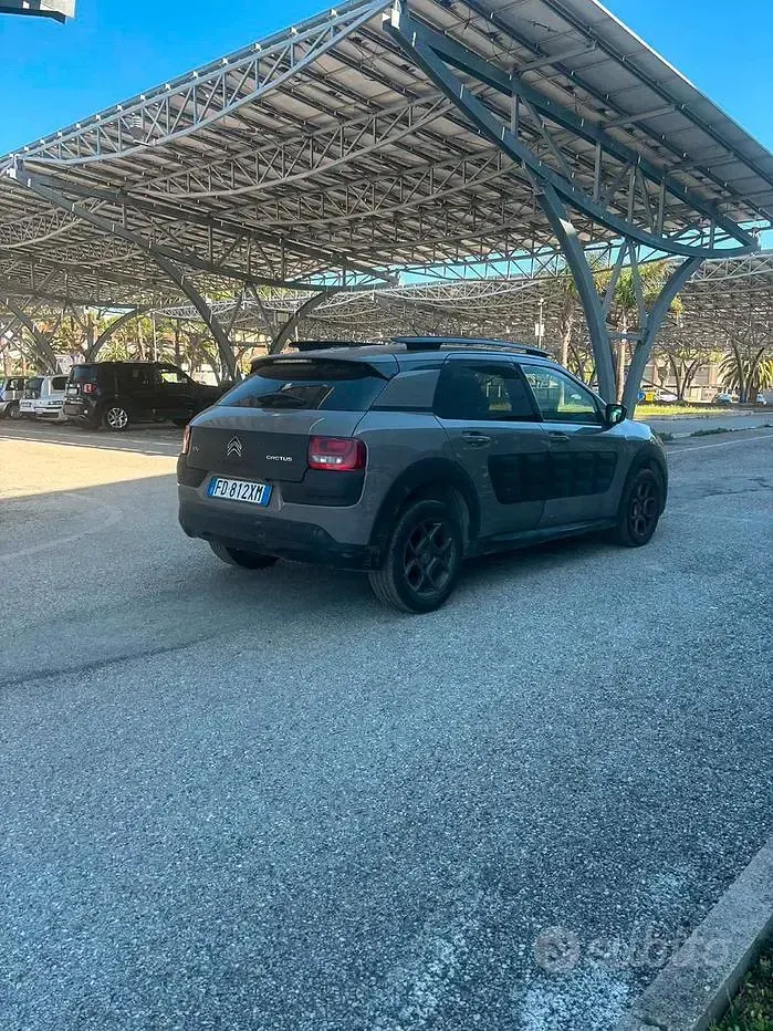 Usata Citroën C4 82 CV (60 kW) 2017 Grigio SUV
