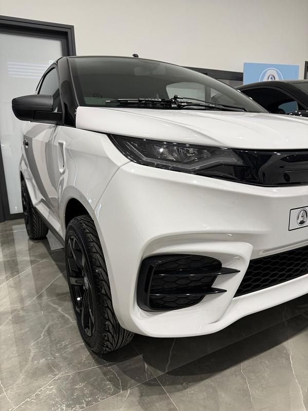 Nuova Aixam AMBITION Sport 2025 Bianco Utilitaria