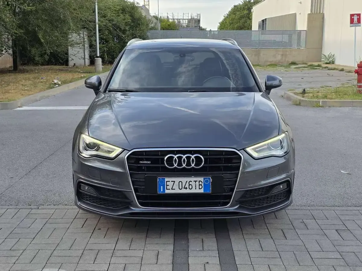 Usata Audi A3 Ambition 184 CV (135 kW) 2015 Grigio Berlina
