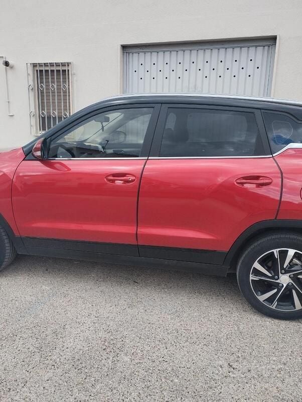 Usata EVO Evo 5 93 kW (127 CV) 2023 Rosso SUV