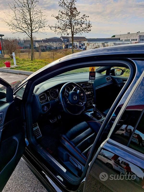 Usata VW Golf VII GTI 230 CV (169 kW) 2017 Nero Berlina