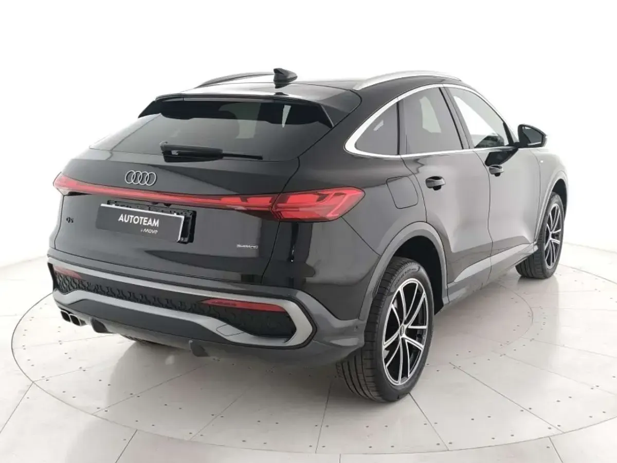 Usata Audi Q5 Sportback S-Line 204 CV (150 kW) 2025 Nero SUV