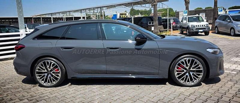 Usata Audi A5 S-Line 204 CV (150 kW) 2024 Grigio Station wagon