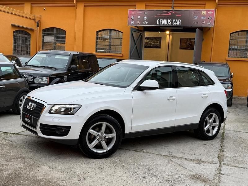 Usata Audi Q5 Advanced 170 CV (125 kW) 2011 Bianco SUV