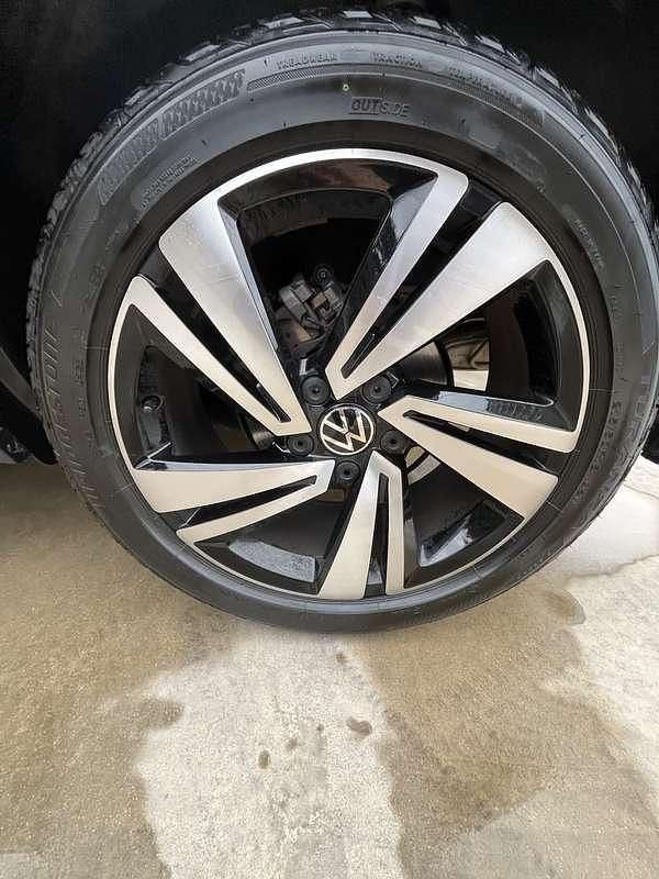 Usata VW T-Roc R-line 110 CV (80 kW) 2023 SUV