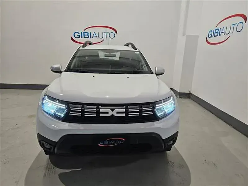Usata Dacia Duster Expression 100 CV (73 kW) 2023 Bianco SUV