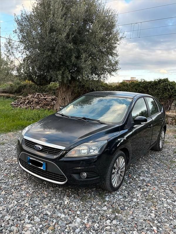 Usata Ford Focus Titanium 90 CV (66 kW) 2009 Nero Utilitaria