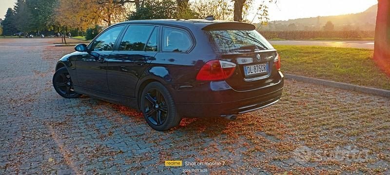 Usata BMW 320 177 CV (130 kW) 2007 Blu Station wagon
