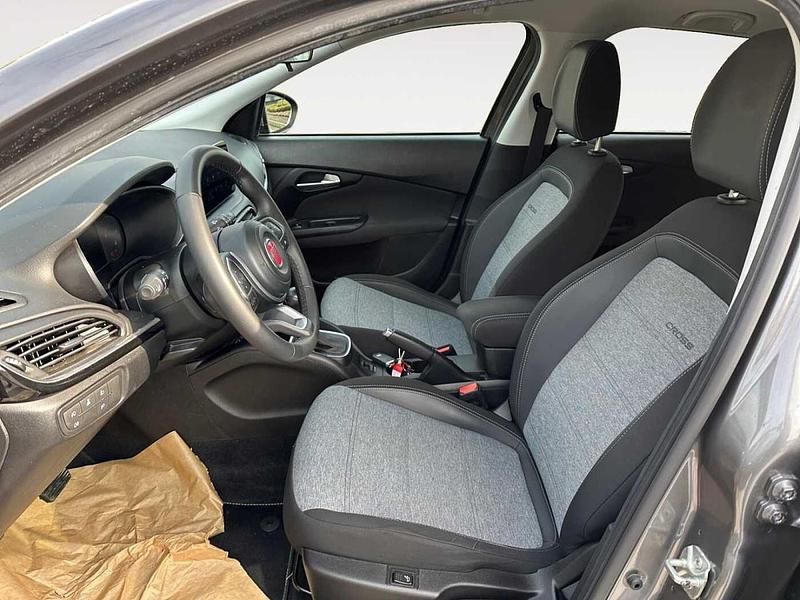 Usata Fiat Tipo Cross 131 CV (96 kW) 2022 Grigio Station wagon
