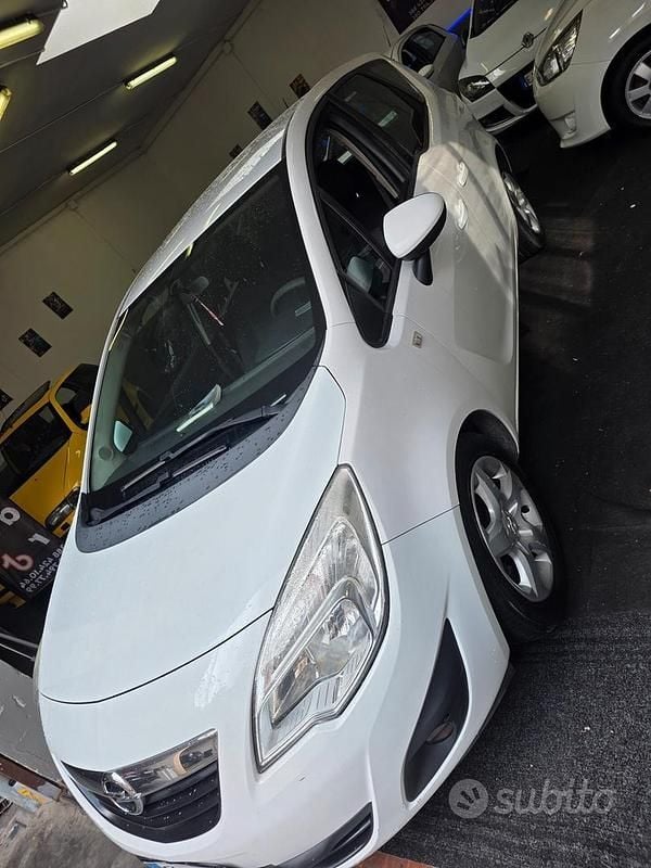 Usata Opel Meriva Cosmo 110 CV (80 kW) 2012 Bianco Monovolume