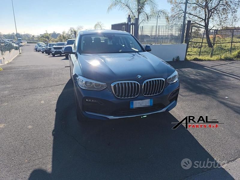 Usata BMW X4 Efficient Dynamics 190 CV (139 kW) 2021 Blu SUV