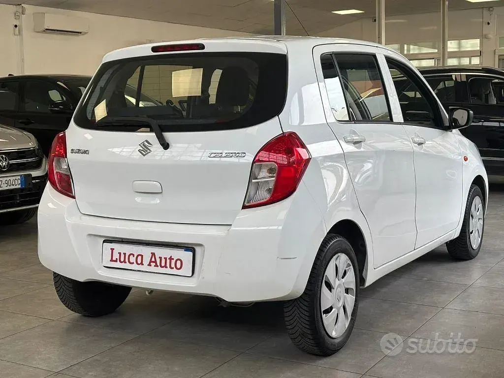 Usata Suzuki Celerio 68 CV (50 kW) 2018 Bianco Utilitaria