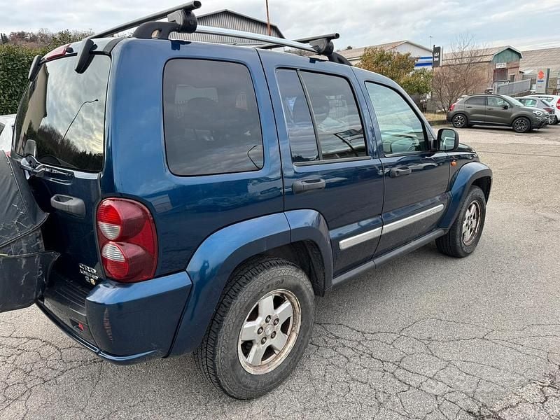 Usata Jeep Cherokee 2005 SUV