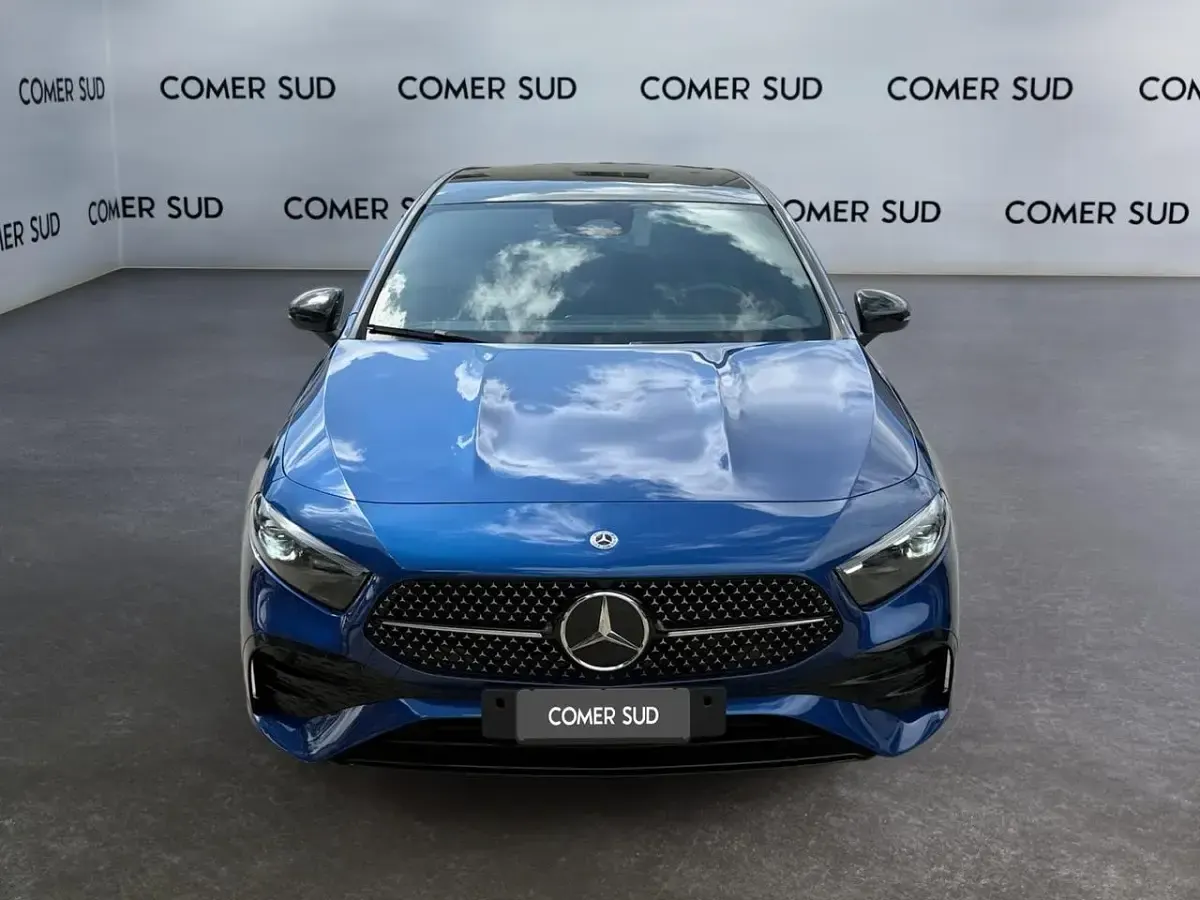 Occasion Mercedes A200 AMG Line Premium Plus 150 ch (110 kW) 2025 Bleue Citadine