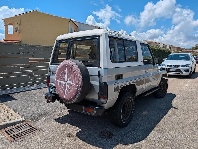 Usata Toyota Land Cruiser 99 CV (72 kW) 1987 SUV