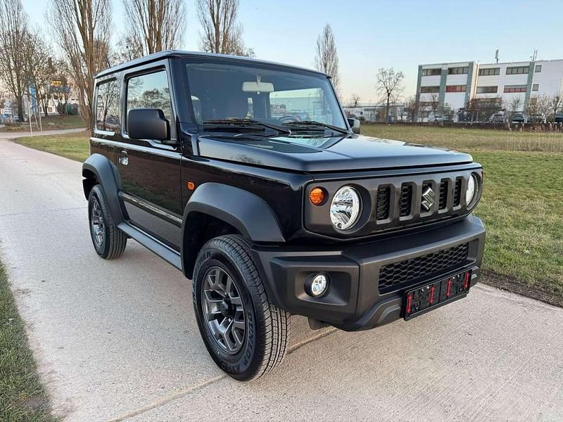 Nuova Suzuki Jimny Comfort 102 CV (75 kW) 2025 Nero SUV