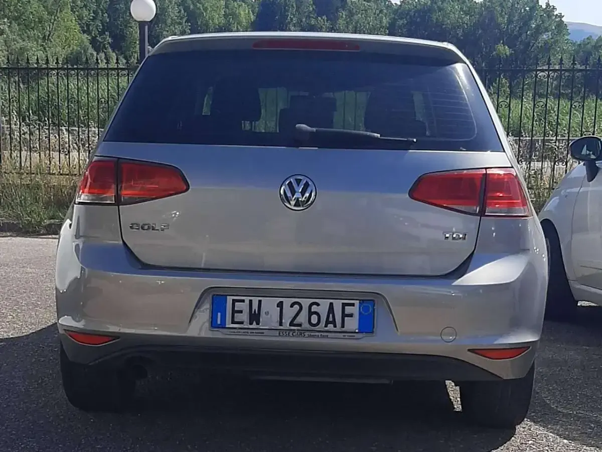 Usata VW Golf VII Comfortline 105 CV (77 kW) 2014 Grigio Berlina