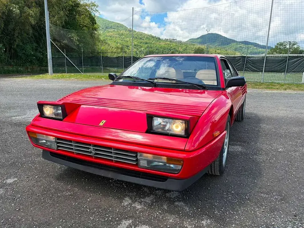 Usata Ferrari Mondial 300 CV (220 kW) 1989 Rosso Berlina
