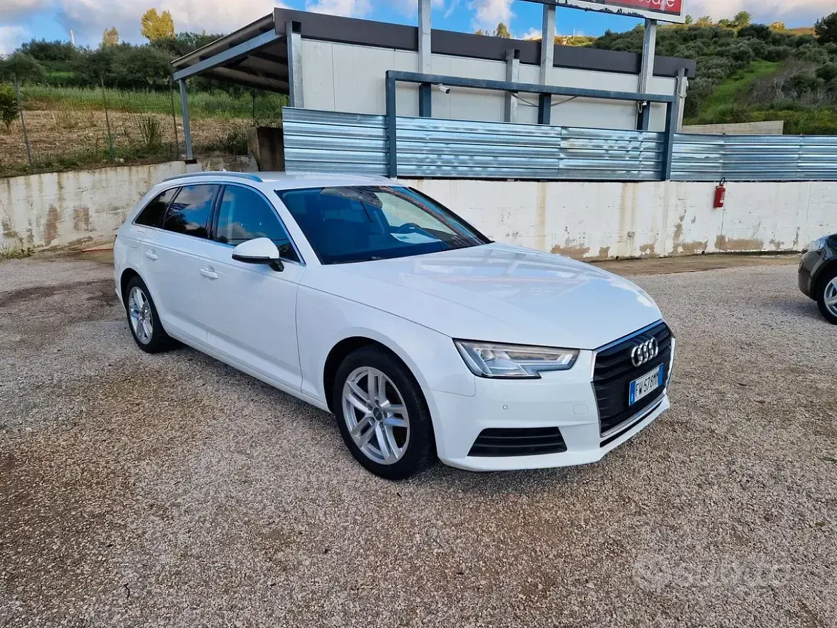 Usata Audi A4 Business 150 CV (110 kW) 2019 Bianco Station wagon
