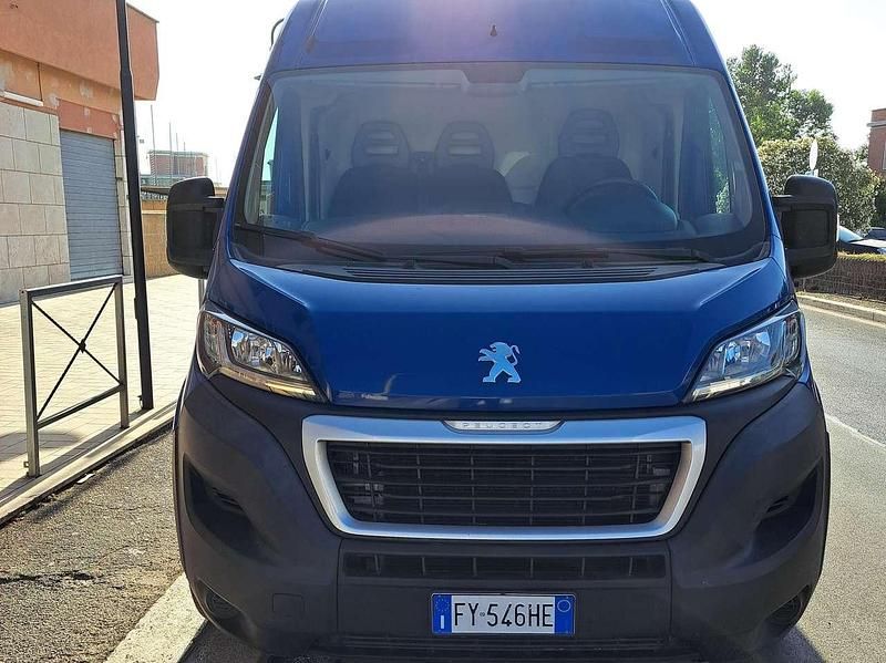 Blu/azzurro Usata 2019 Peugeot Boxer Furgone | 9399 € (Buon prezzo) - Immagine 1/4