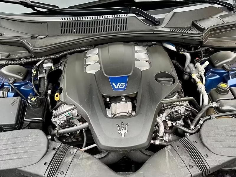 Usata Maserati Ghibli 411 CV (302 kW) 2015 Blu Berlina