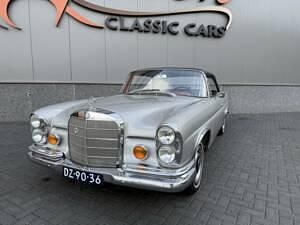 Usata Mercedes 250 SE 150 CV (110 kW) 1966 Argento Coupé