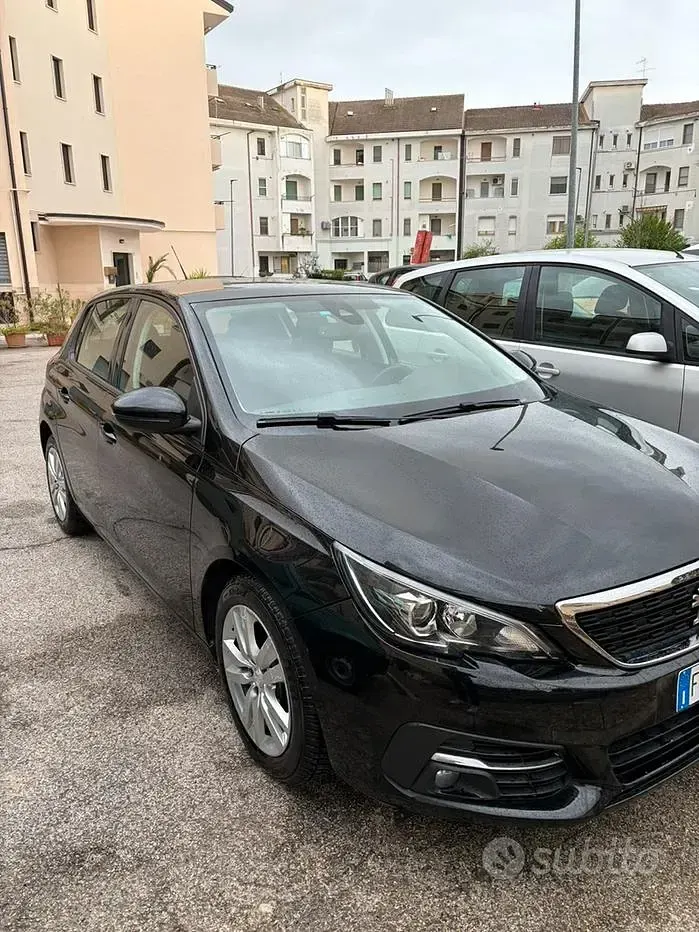 Usata Peugeot 308 Allure 131 CV (96 kW) 2019 Nero Berlina