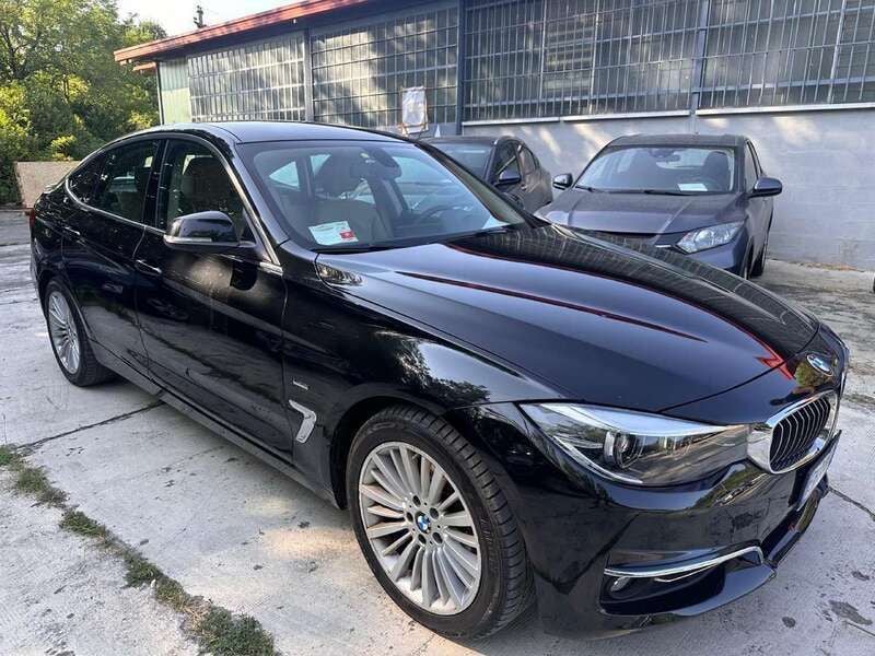 Usata BMW 320 Gran Turismo Luxury Line 190 CV (139 kW) 2017 Nero Berlina