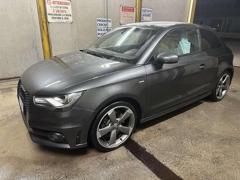 Usata Audi A1 S-Line 143 CV (105 kW) 2015 Grigio Berlina