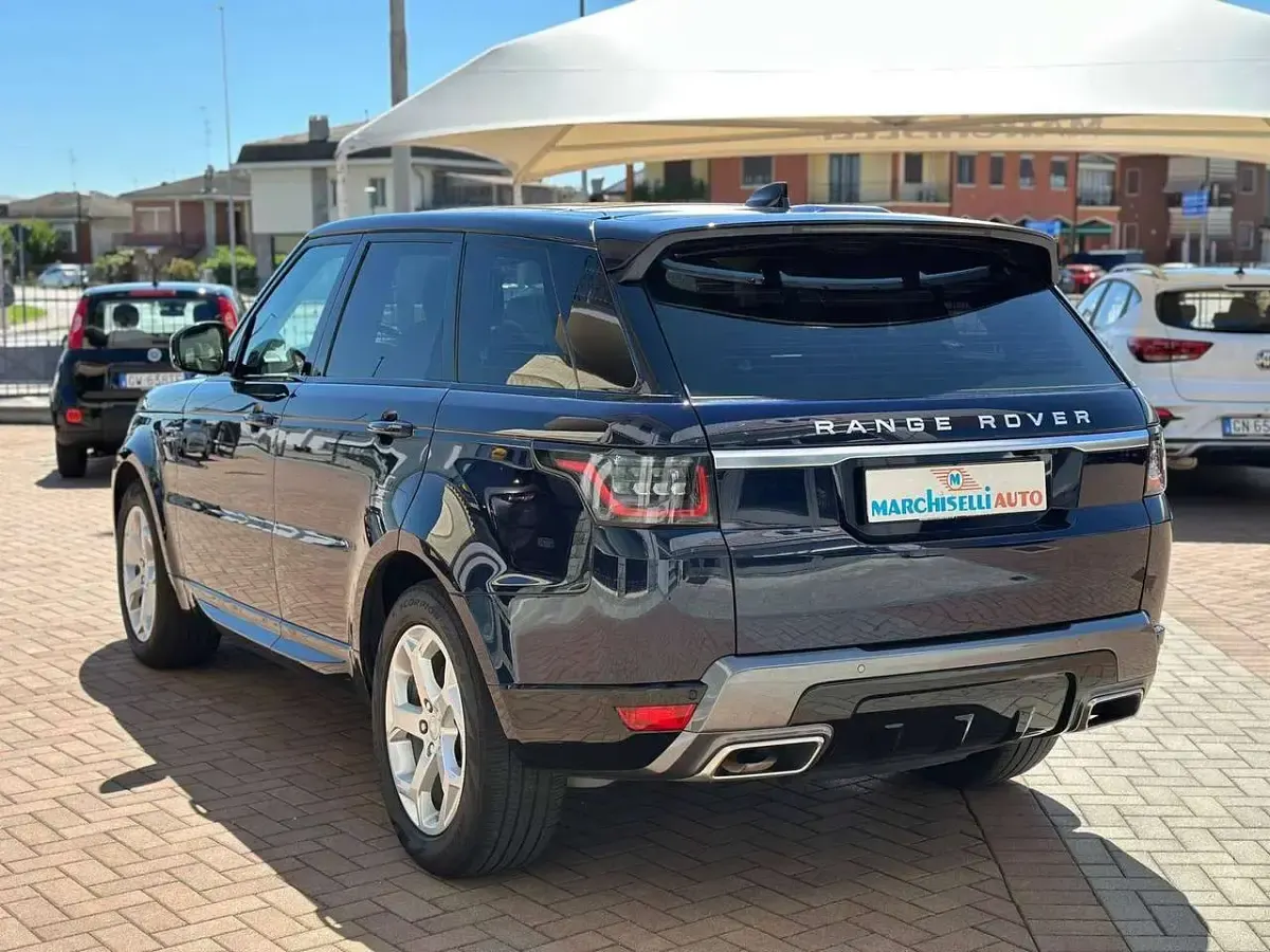 Usata Land Rover Range Rover Sport HSE 249 CV (183 kW) 2021 Blu/azzurro SUV