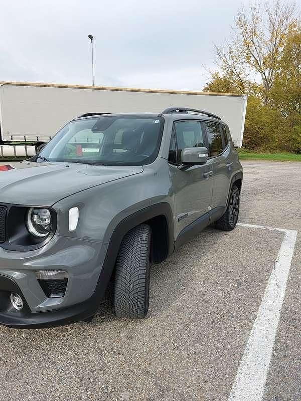 Usata Jeep Renegade Limited 131 CV (96 kW) 2020 Grigio SUV