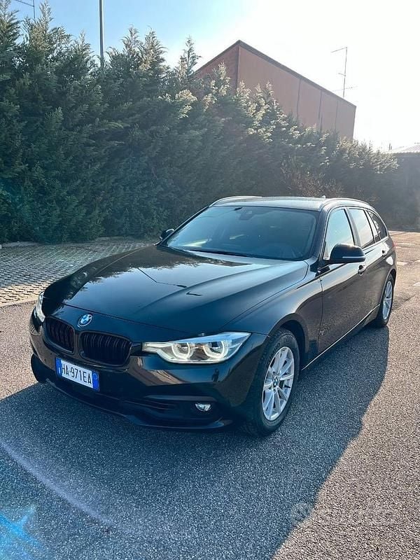 Usata BMW 320 Comfort Edition 184 CV (135 kW) 2016 Nero Station wagon