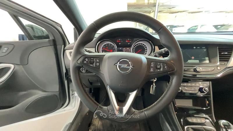 Begagnad Opel Astra GS Line 110 HK (80 kW) 2021 Vit Kombi