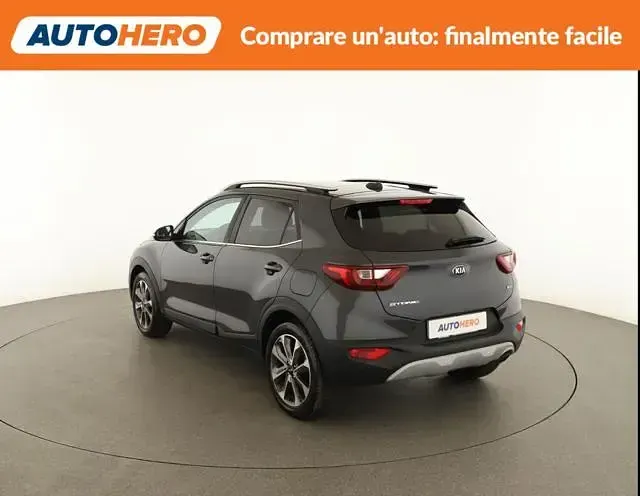 Usata Kia Stonic 120 CV (88 kW) 2018 Nero SUV
