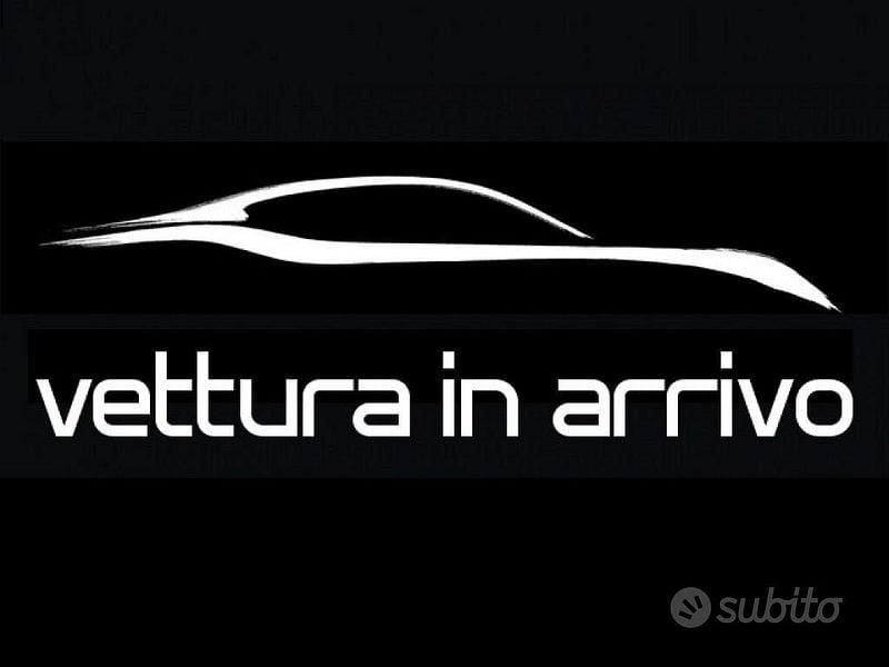 Usata Peugeot 2008 Allure 110 CV (80 kW) 2021 Grigio SUV