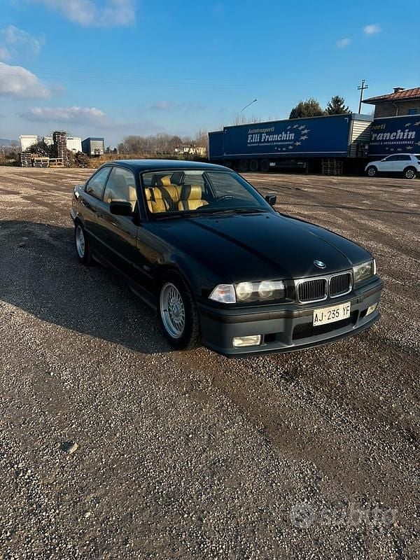 Usata BMW 318 140 CV (102 kW) 1996 Coupé