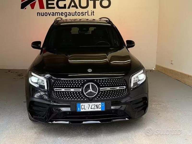 Usata Mercedes GLB200 Premium 150 CV (110 kW) 2023 Nero SUV